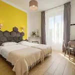 Apartament Deja Blue - Beautiful 4 Beds & 4 Baths, 10min From Palais, 4 Stars