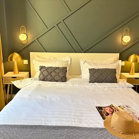 Deja Blue - Beautiful 4 Beds & 4 Baths, 10min From Palais, 4 Stars *