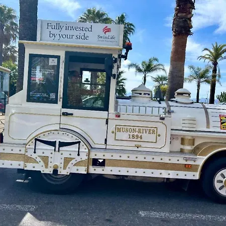 דירה Deja Blue - Beautiful 4 Beds & 4 Baths, 10min From Palais, 4 Stars