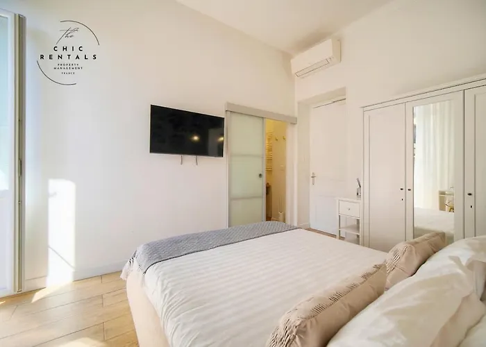 דירה Deja Blue - Beautiful 4 Beds & 4 Baths, 10min From Palais, 4 Stars קאן