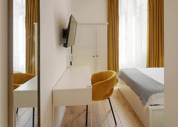 Deja Blue - Beautiful 4 Beds & 4 Baths, 10min From Palais, 4 Stars דירה קאן