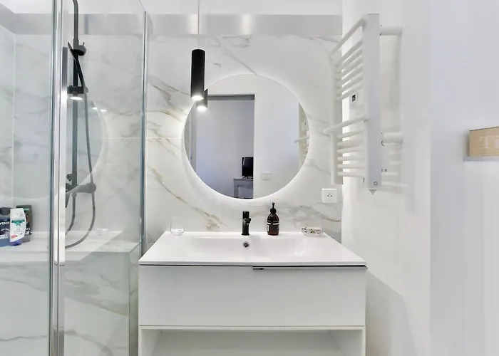 Deja Blue - Beautiful 4 Beds & 4 Baths, 10min From Palais, 4 Stars