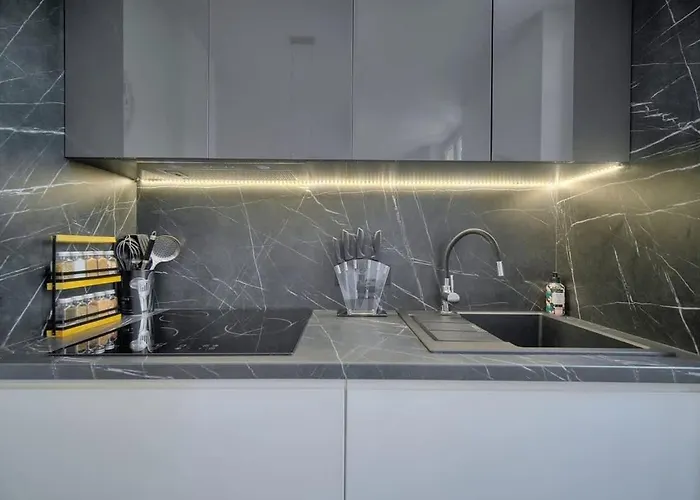 דירה Deja Blue - Beautiful 4 Beds & 4 Baths, 10min From Palais, 4 Stars