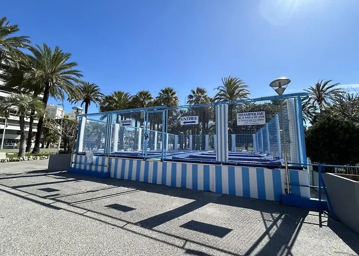 Deja Blue - Beautiful 4 Beds & 4 Baths, 10min From Palais, 4 Stars דירה *