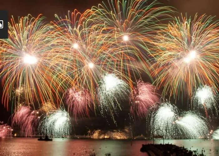 דירה Deja Blue - Beautiful 4 Beds & 4 Baths, 10min From Palais, 4 Stars קאן