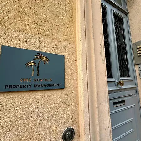 Beautiful 4 Beds & 4 Baths, 10min From Palais, 4 Stars Apartment Cannes