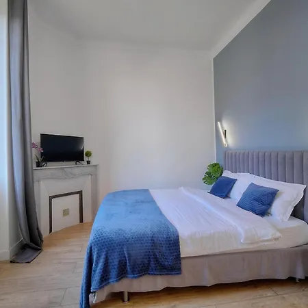 Apartment Beautiful 4 Beds & 4 Baths, 10min From Palais, 4 Stars