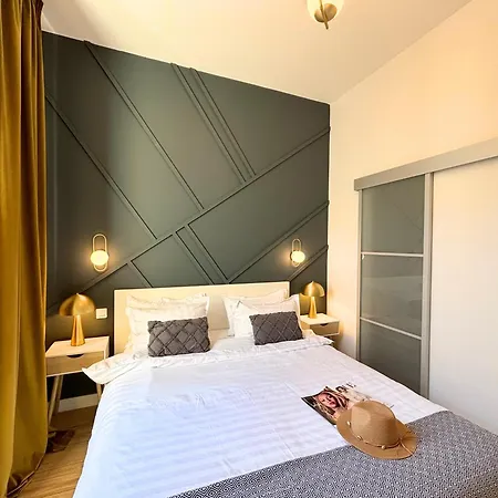 Apartment Beautiful 4 Beds & 4 Baths, 10min From Palais, 4 Stars Cannes