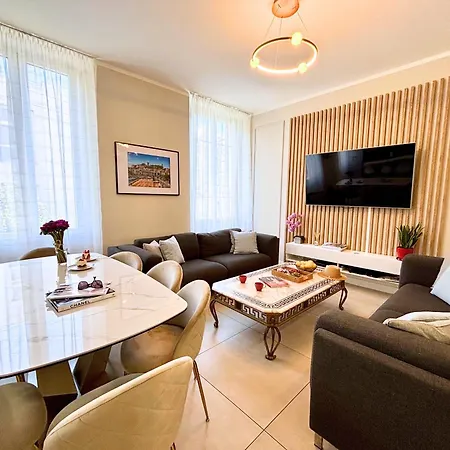 Apartment Beautiful 4 Beds & 4 Baths, 10min From Palais, 4 Stars *