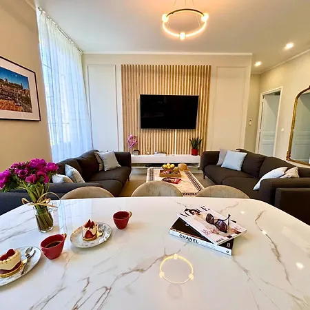 Beautiful 4 Beds & 4 Baths, 10min From Palais, 4 Stars Cannes